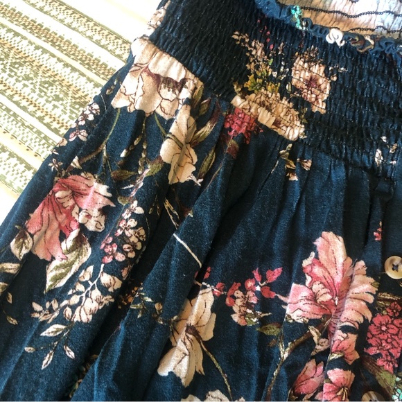 Xhilaration Dress - Picture 4 of 6